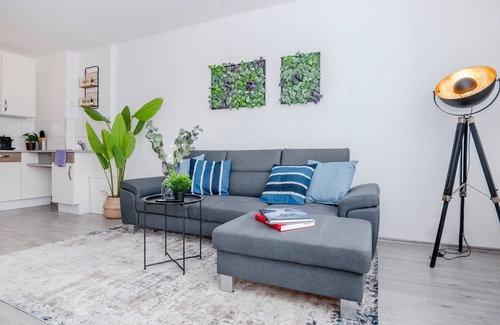 Altstadt II Apartment | Premium-Wohnung mit Balkon im Wald | Mülheim, WLAN
