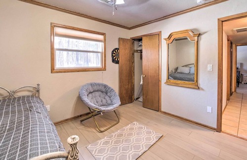 Prescott Cabin | Prescott Cabin Rental w/ Deck - Pet Friendly!