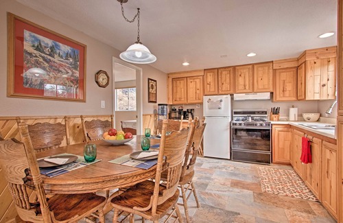 Prescott House | Prescott Nat'l Forest Getaway w/Deck & Fire Pit!