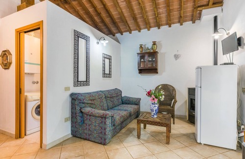 Casale Marittimo House | Preselle by Interhome