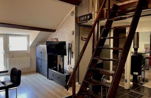 Bellegarde-sur-Valserine Apartment | PrestigeMontagneZenNearStationCalmElegantChic