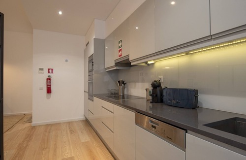 Santa Catarina Apartment | Prestige Palace Apartment (C37)