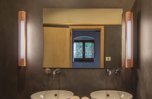 Bucine Resort | Prestige Suite Two Bedroom garden view