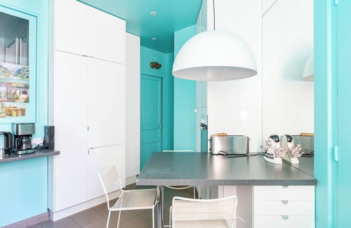 Porte-Saint-Martin Apartment | Prestigious Designer Apartment, 150 m2 along the Canal St Martin