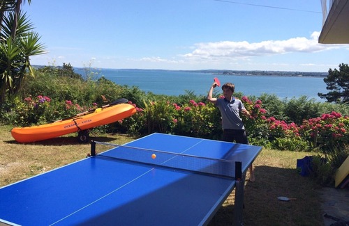 Roscanvel Villa | Pretty Breton Villa, Spectacular Sea Views, 2 minute walk from beach