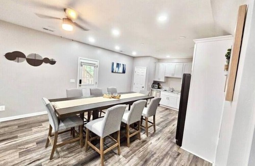 Austell Apartment | Pretty & cozy