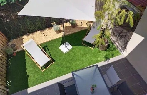 Gujan-Mestras House | Pretty, peaceful house with small garden and parking space