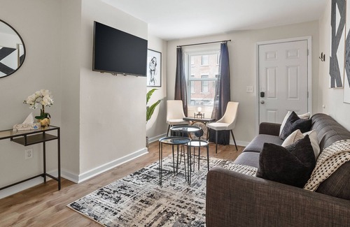 Central Northside House | Pretty Pittsburgh*2BR1BA|Central