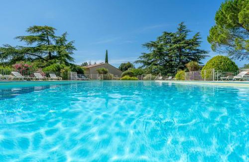 La Roque-sur-Pernes House | Pretty provençal house