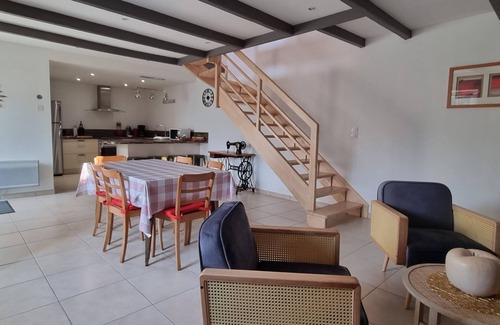 Tregunc Villa | Pretty renovated farmhouse in Kerdalé, 400m from the beach -