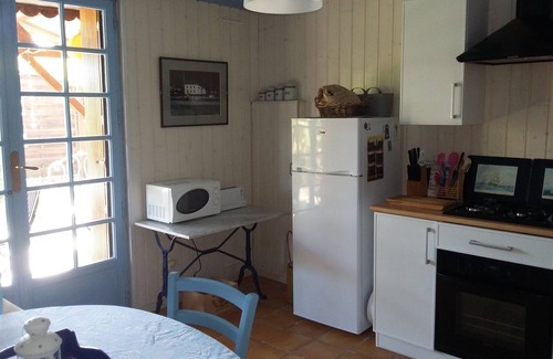 Pornic House | Pretty renovated farmhouse in a garden near the sea