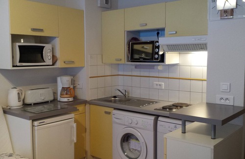 Cauterets Apartment | pretty T2 in recent and quiet residence, balcony, parking, @, near downtown