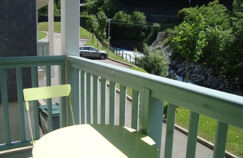 Cauterets Apartment | pretty T2 in recent and quiet residence, balcony, parking, @, near downtown