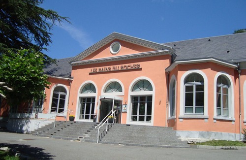 Cauterets Apartment | pretty T2 in recent and quiet residence, balcony, parking, @, near downtown