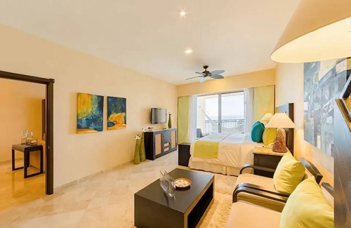 Conchas Chinas Resort | Price decrease! Puerto Vallarta, Garza Blanca, 5-star Resort, 1-bedroom unit,