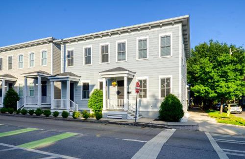 Historic Downtown Savannah House | Price Street Place
