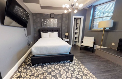 Bay Village Apartment | Prices And Location CANNOT Be Beat!