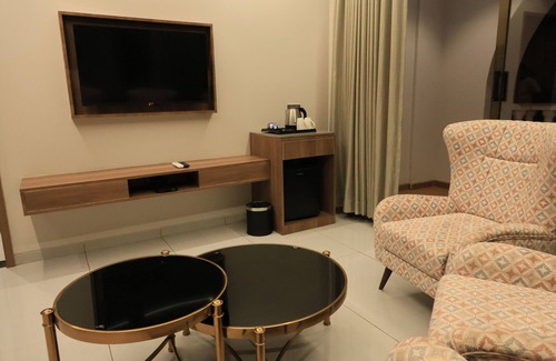 Dwarka Hotel | Pride Comfort Dwarka