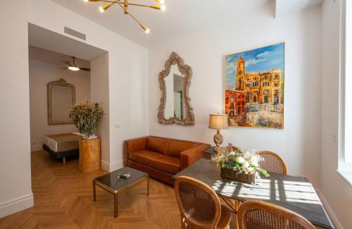 La Caleta Apartment | Pries Homes - Center Beach