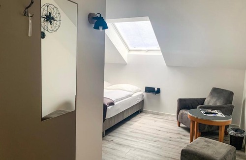 Neuruppin House | PRIMA Inn Unterkunft direkt über der "Bar am Minimax"