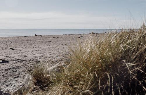 Hokitika House | Prime Beachfront Retreat