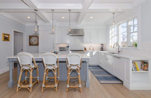 West Chatham House | Prime Chatham Retreat with Pool, Spa & Style RPAM093