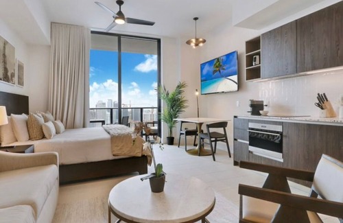 Downtown Miami Apartment | Prime Downtown Location Condos
