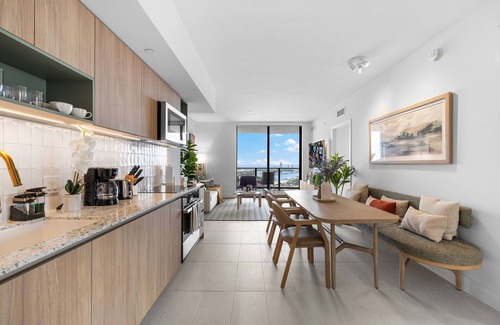 Downtown Miami Apartment | Prime Downtown Location Condos