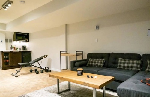 Riverside House | Prime East Toronto home with 3 beds & work spaces