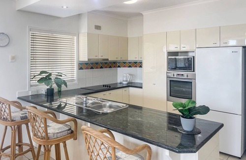 Maroochydore Apartment | Prime location along Maroochy River with excellent river views.