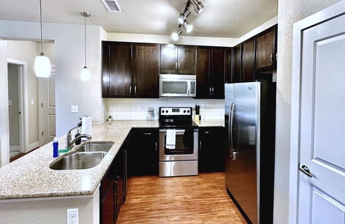 Lone Tree Apartment | Prime Location: Close to Sky Ridge Medical Center!