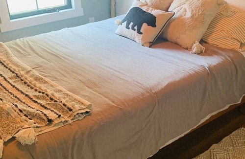 Meredith Apartment | Prime Location Downtown Meredith Walking Distance to Everything.Newly Renovated.