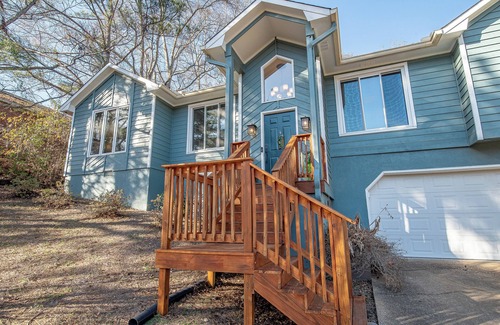 Fortson House | Prime Location! | GRILL, LAKE , Close to FT Moore