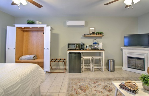 Johnson City Apartment | Prime location! Less than 5 minutes to JC Medical Center, ETSU, the VA, and downtown JC.