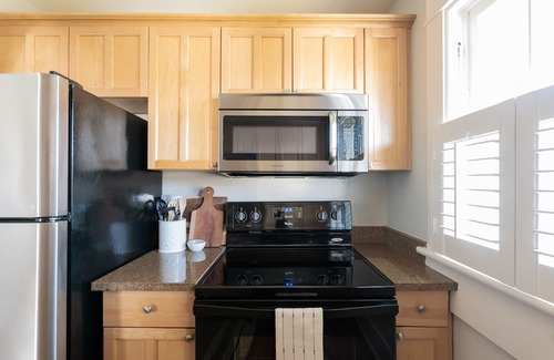 Cherokee Park House | Prime Location! Mins to Broadway, 2nd Ave, Vanderbilt, St Thomas - Free Parking!