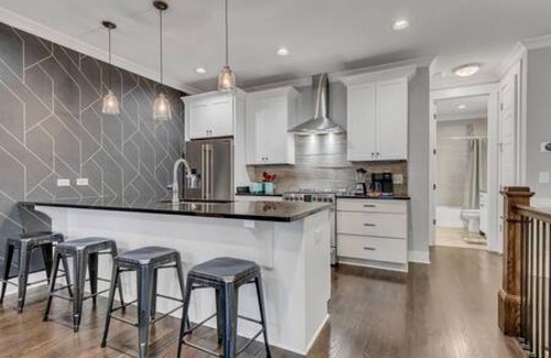 Eighth Avenue House | Prime Location Music House 10 Beds Free Parking