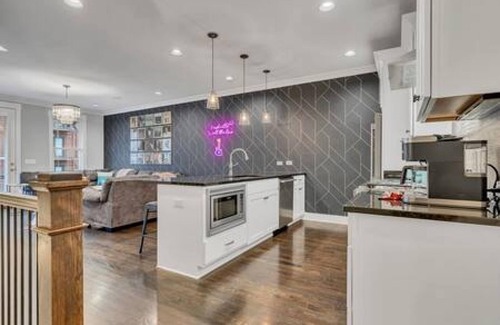 Eighth Avenue House | Prime Location Music House 10 Beds Free Parking