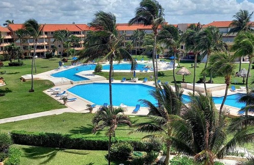 Puerto Aventuras Condo | PRIME Location, Gorgeous Sweeping Views, PH right on the Beach, Villas del Mar 1
