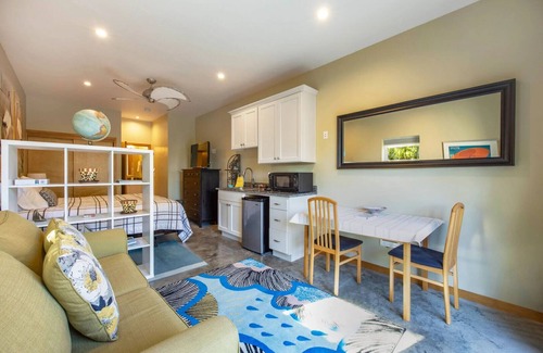 Hood River Apartment | Prime Location! Park your car. Walk and bike everywhere!