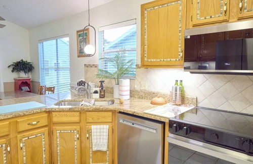 Mira Mesa House | Prime Location - The Villages, FL Seasonal Getaway/Lifestyle - Golf Cart Inc.