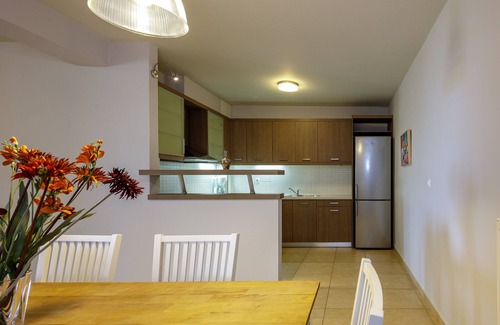Xiro Chorio Villa | Prime location with full privacy and stunning panoramic views near the beach