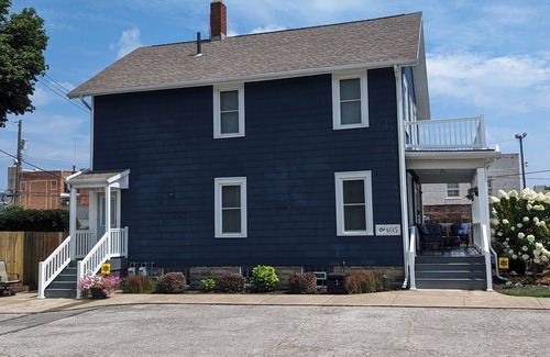Sandusky House | Prime location within walking distance of downtown Sandusky