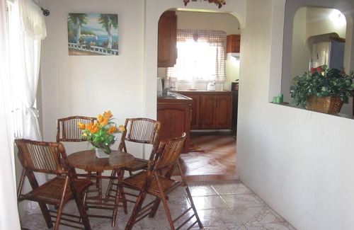 La Romain Villa | Prime Ocean View Vacation Villa, San-Fernando (Budget-Priced, WIFI,)