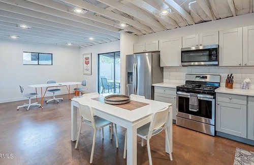 Papago Parkway House | PRIME S SCOTTSDALE PROPERTY! 5 min to old town!