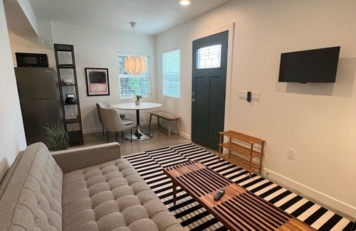 Sunset Junction Apartment | Prime Silver Lake Stay
