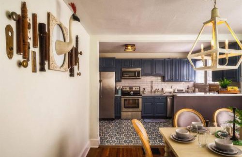 Wesley Heights House | Prime Spot! Perfect for Families! Backyard Bliss