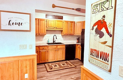 Jackson Condo | Prime spot & stunning mountain views by Storyland!