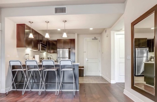 Downtown Apartment | PRIME, top floor with ornate private balcony & direct fountain view!