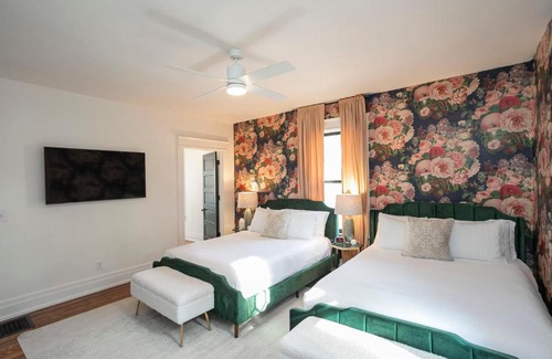 Historic Waverly House | Prime Walkable Location Spacious Home w Hot Tub