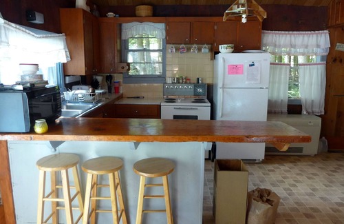 Readfield Cottage | PRIME Waterfront Few choice weeks AVAILABLE